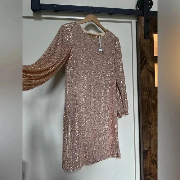 NWT Preston & York Rosa Sequin Shift Dress "Time to Sleigh" in Gold size 8 - Picture 8 of 12